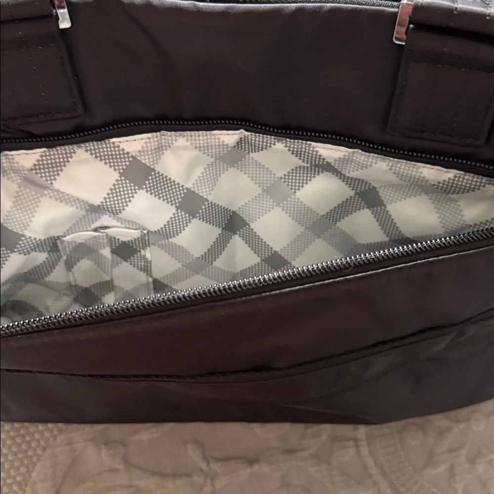 Lug Dilly Dally in Black - Picture 3 of 7